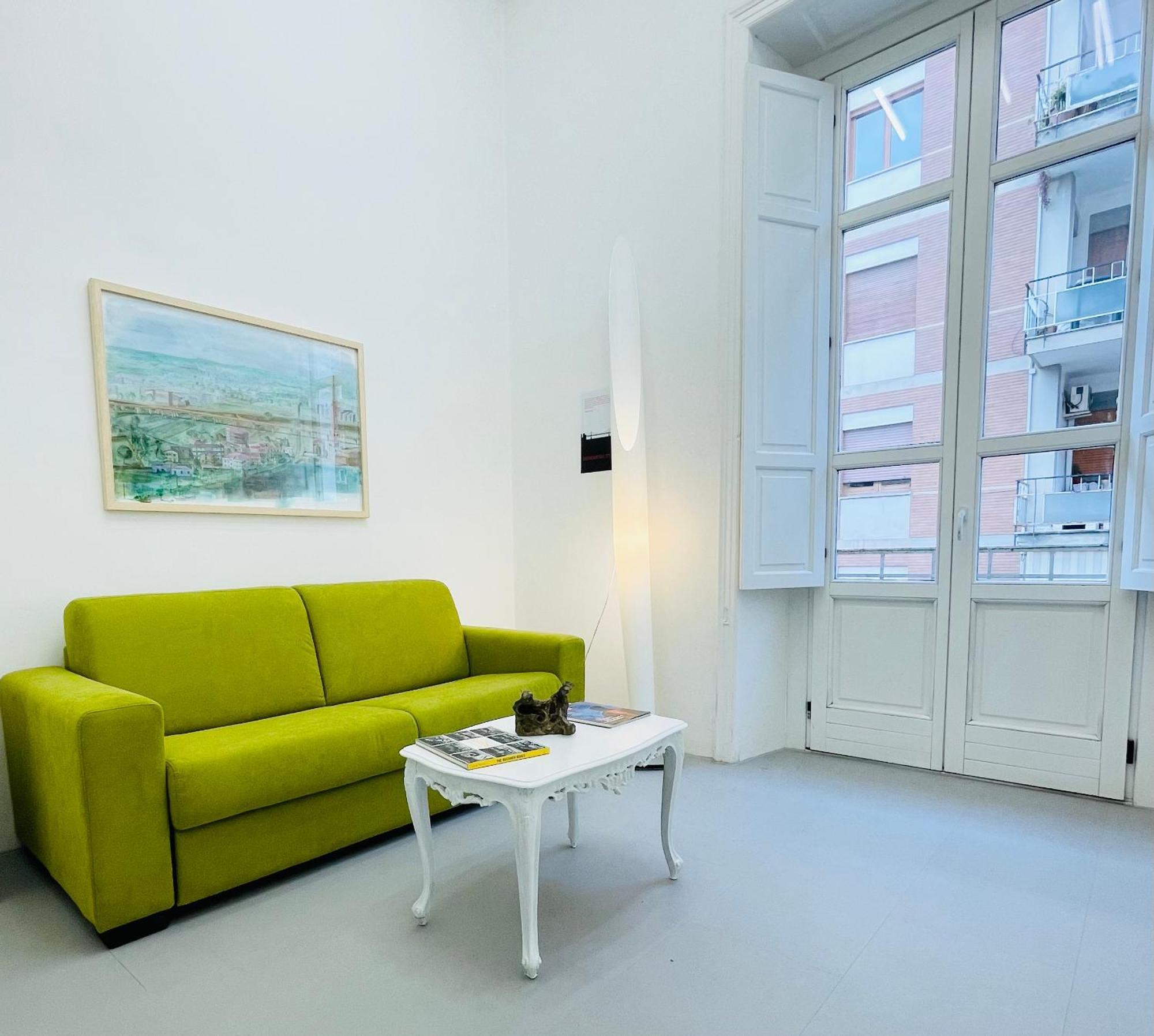 Apartment Hackert Art *