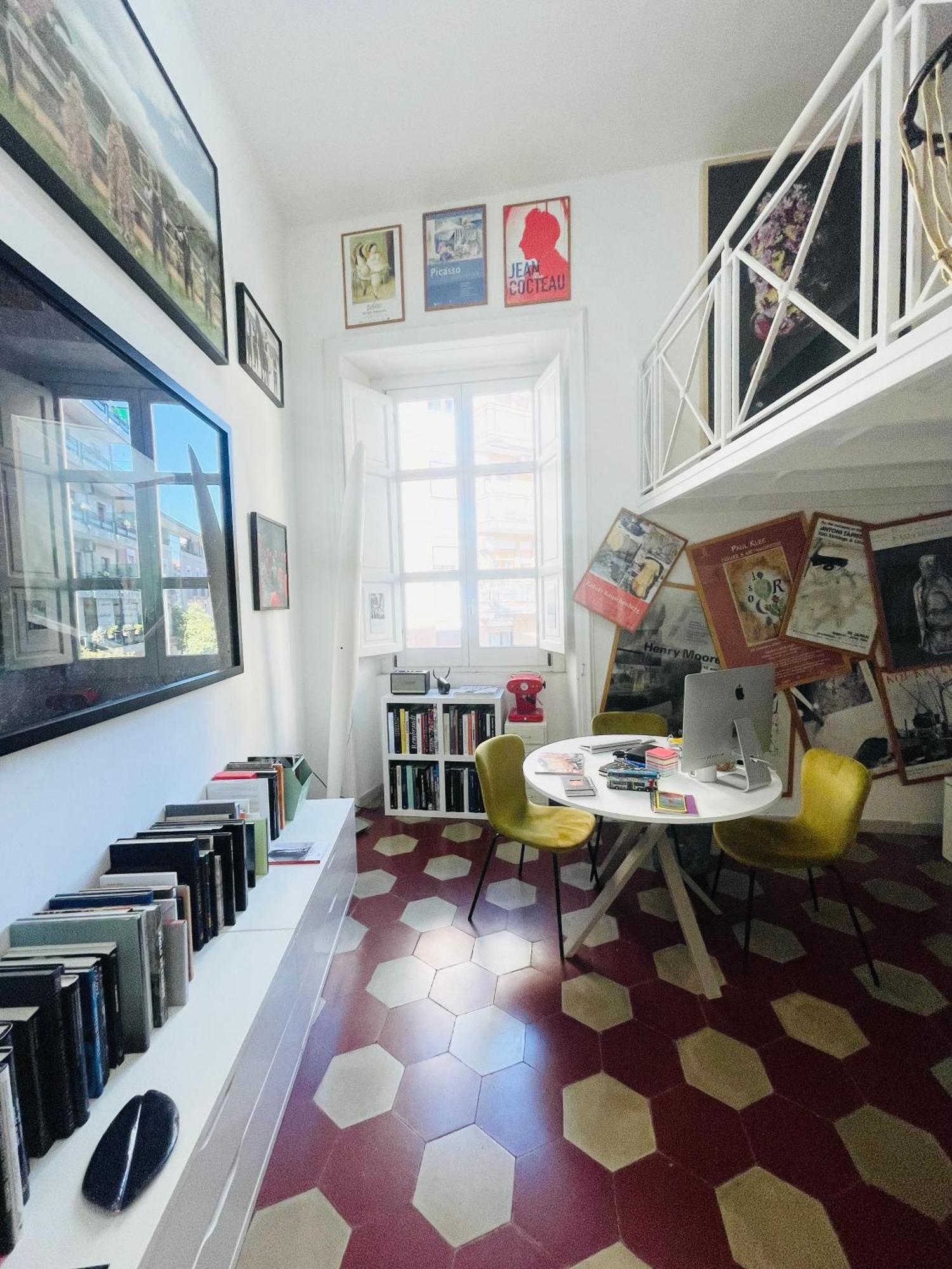 Hackert Art Apartment *