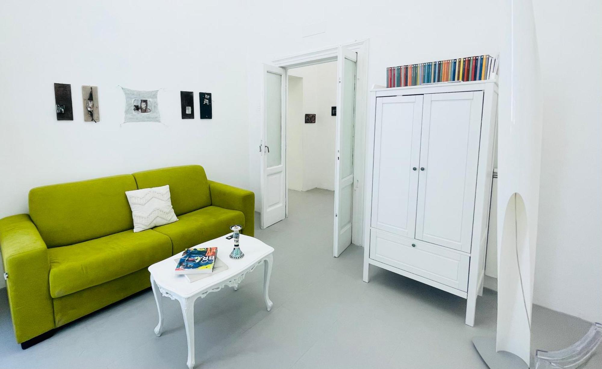 Apartment Hackert Art